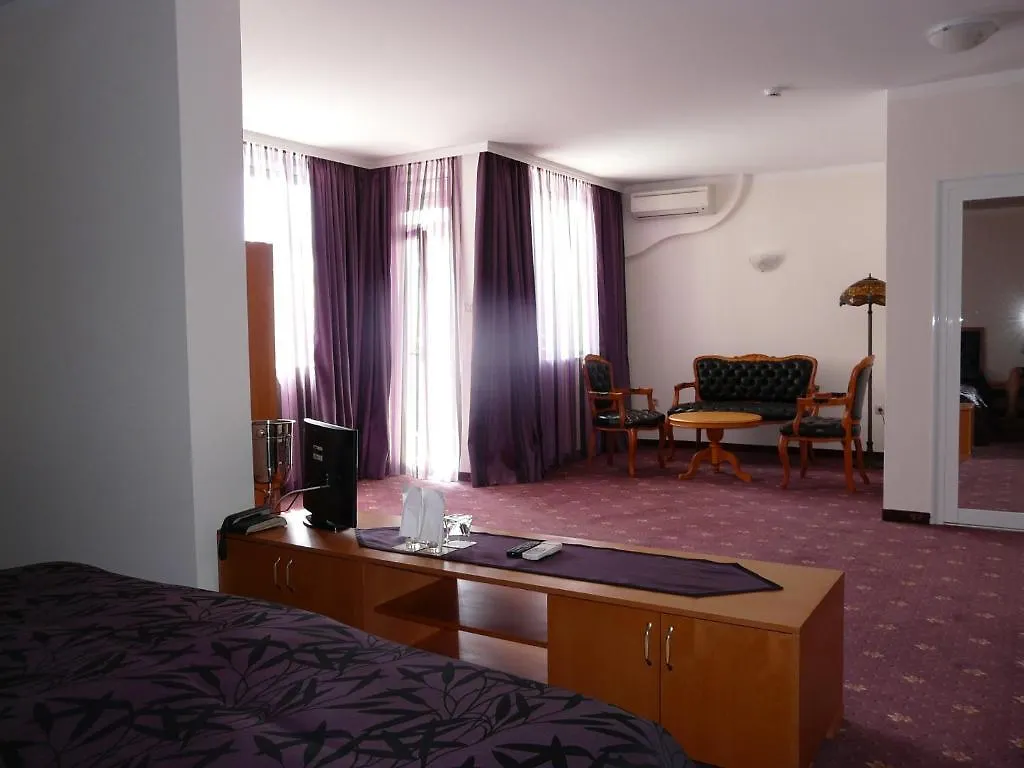 Hotel Incognito Πομόριε