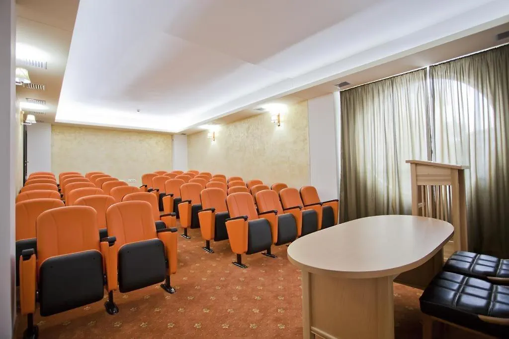 Hotel Incognito Πομόριε 3*,