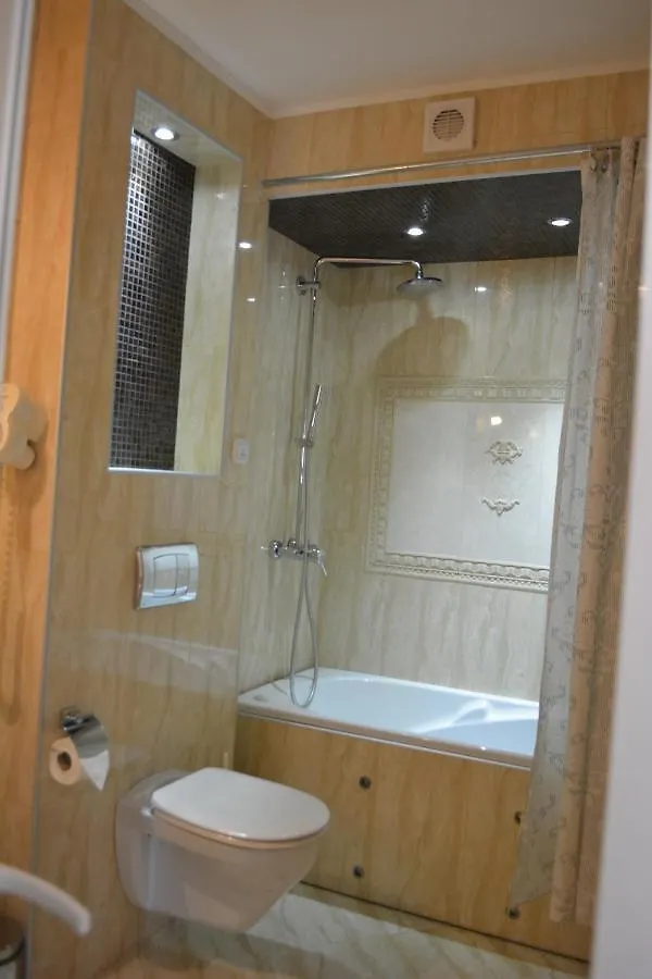 Hotel Incognito Πομόριε