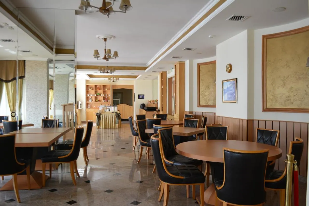Hotel Incognito Πομόριε 3*,