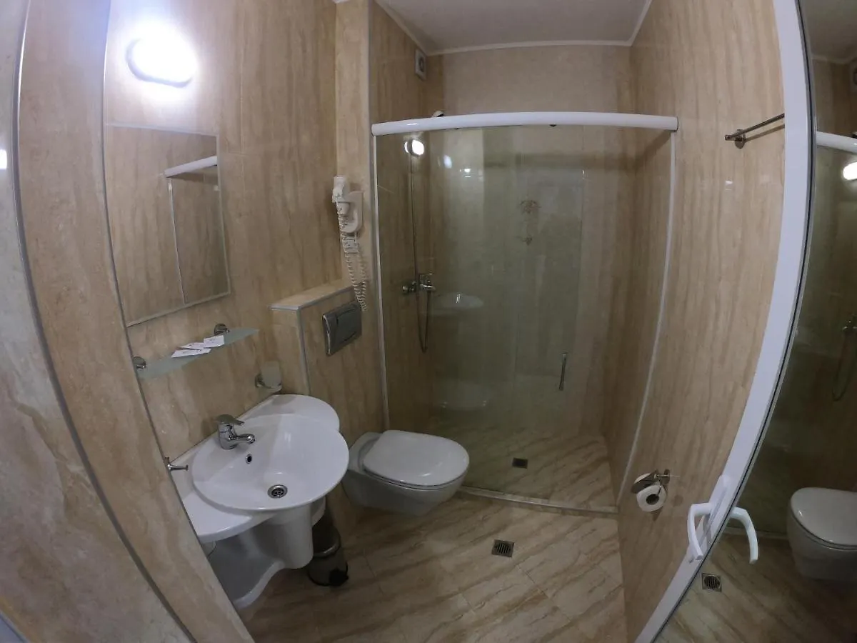 Hotel Incognito Πομόριε