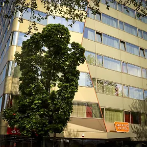 Simm's - Cityhotel Next To Metro U3 Szálloda Bécs